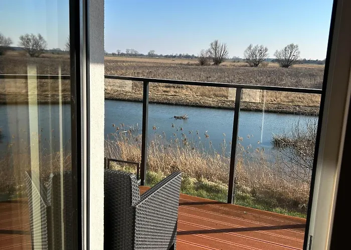 M&k Ptasi Raj - Wyspa Sobieszewska * גדנסק